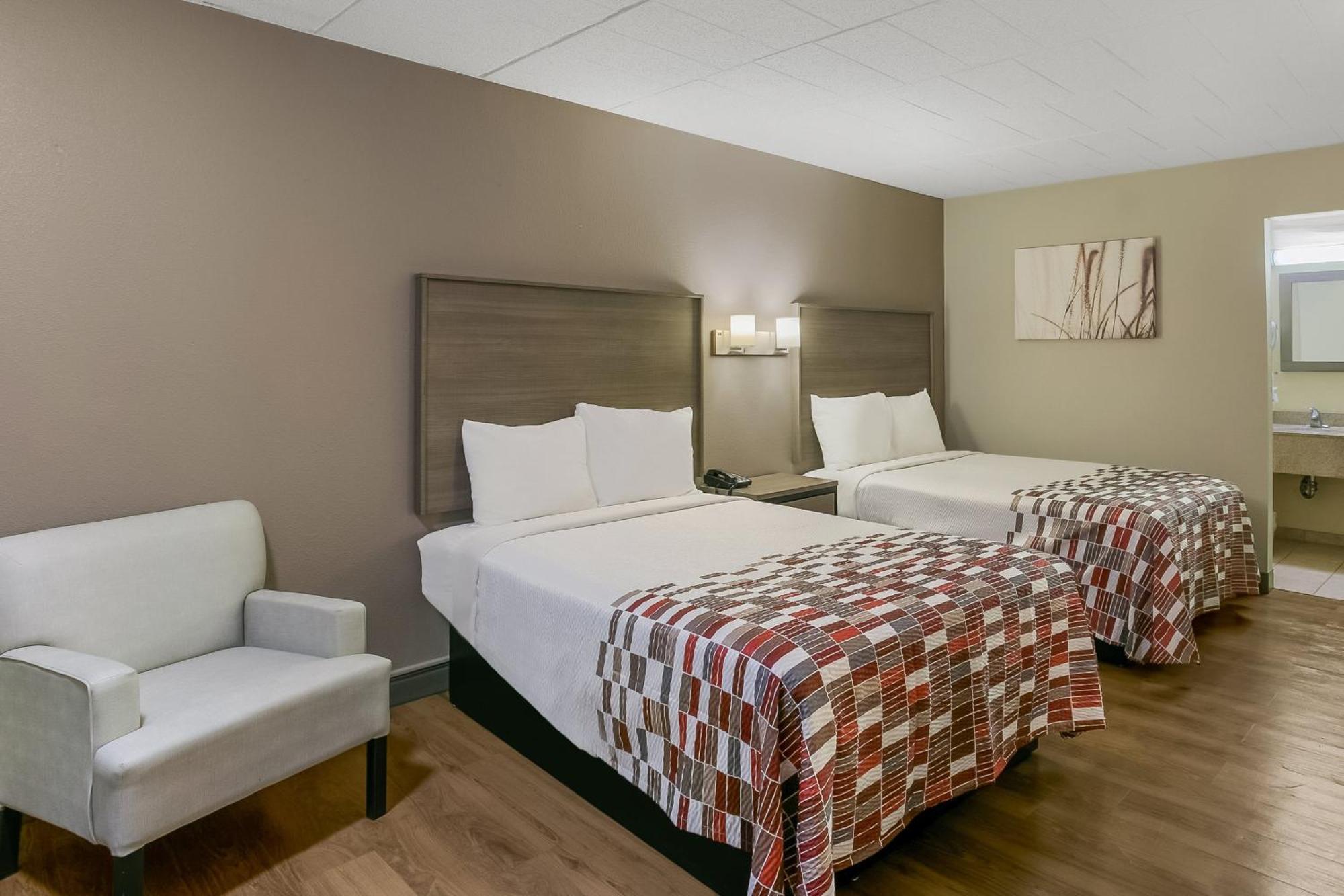 Red Roof Inn Baltimore Windsor Mill ภายนอก รูปภาพ